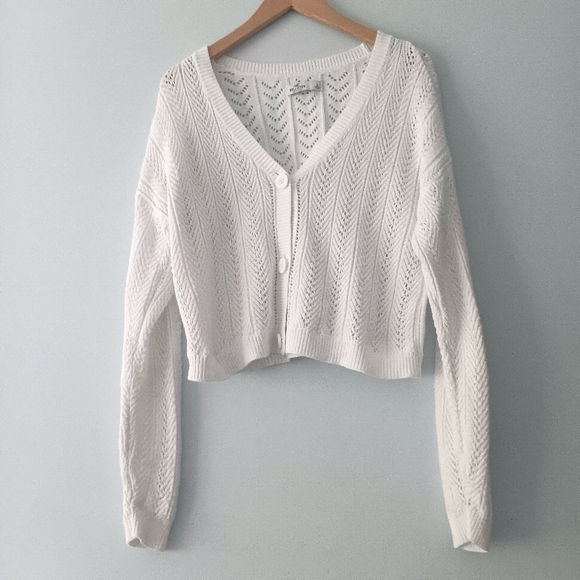 Hollister L White Open Knit Long Sleeve Button Cozy Cardigan - Picture 2 of 5